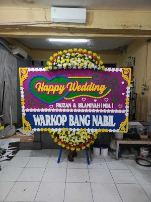 Papan Bunga di Megamendung