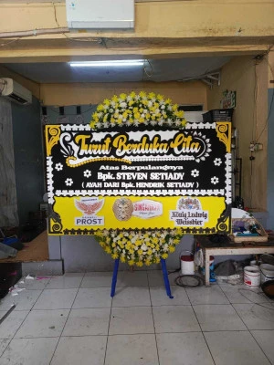 Papan Bunga di Megamendung